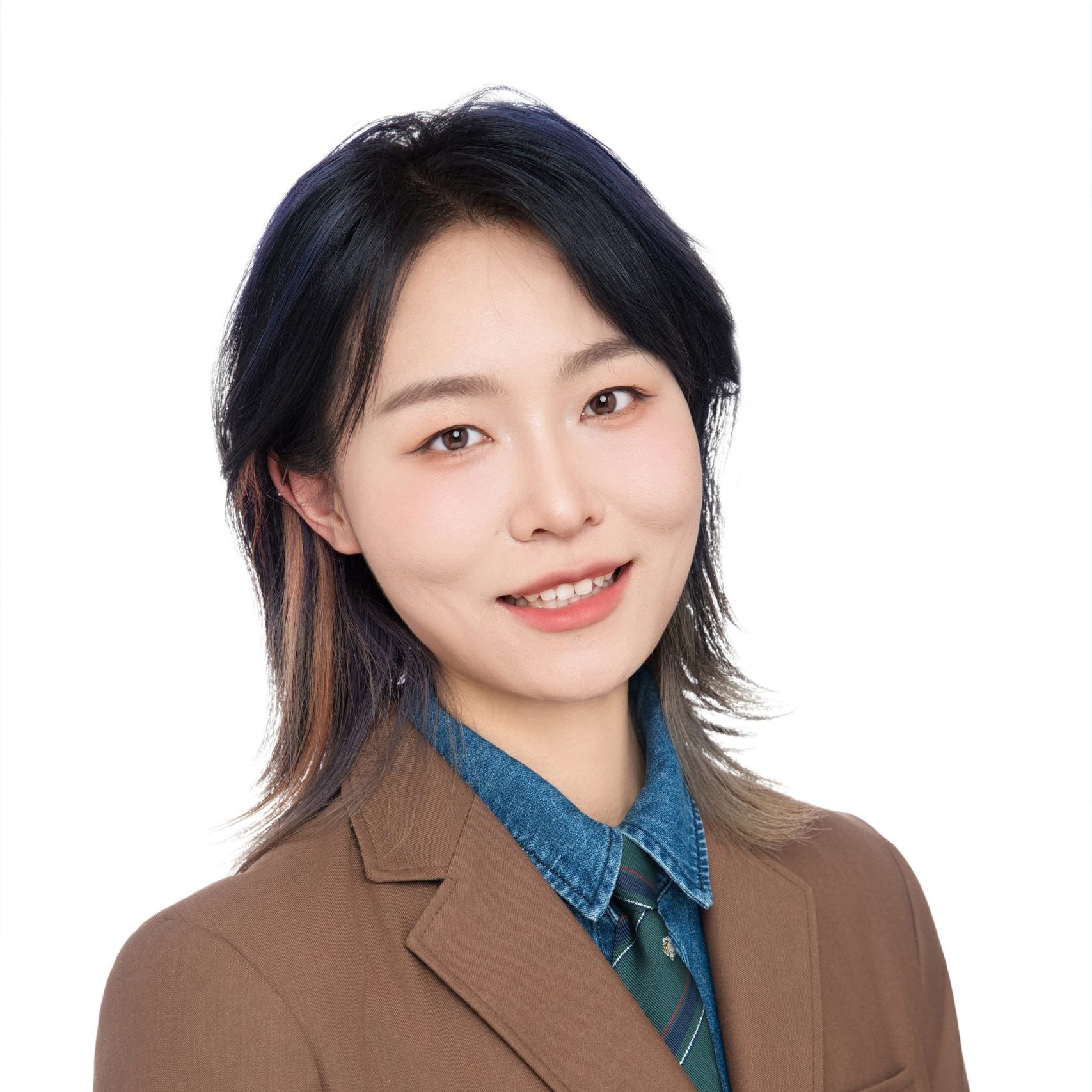 Jingqi Yang